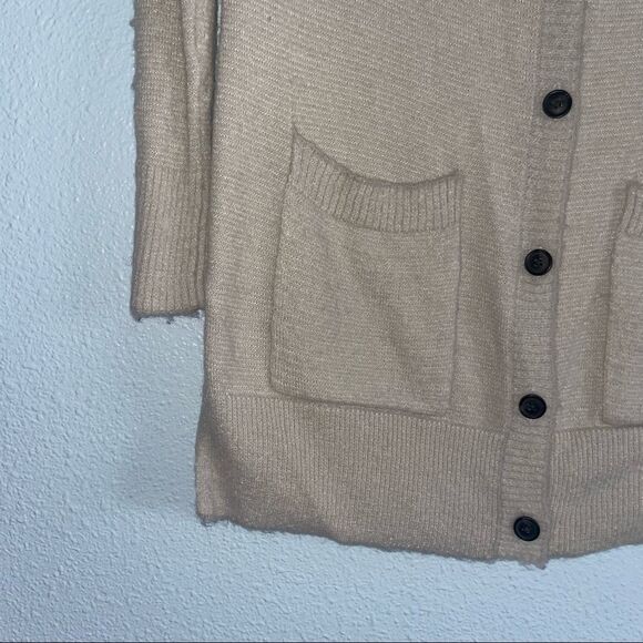 🏷️ 5 for $25 - AEO Cream Cardigan - Picture 6 of 7